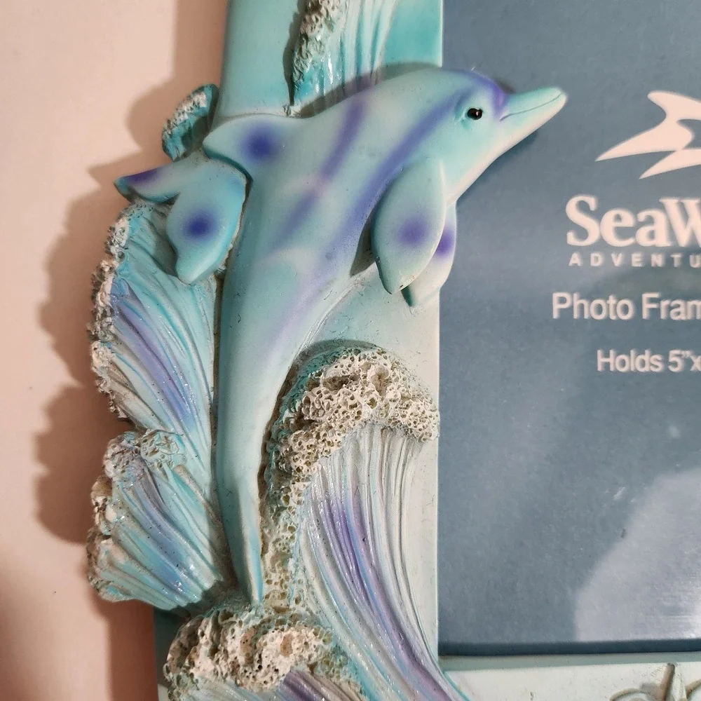 Vintage SeaWorld Adventure Parks Dolphin Photo Frame 5x7 Resin Ocean Collectible